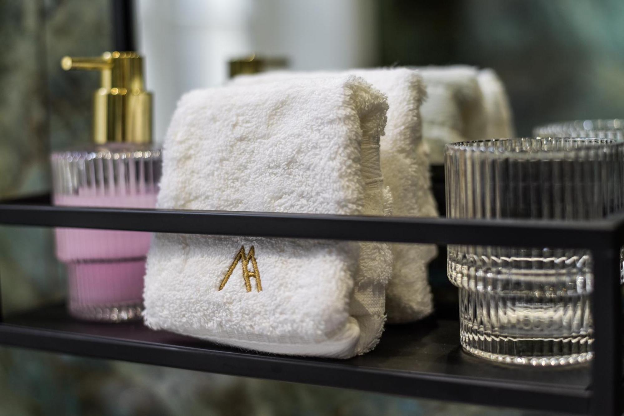 Avari Apartments - Hatton Collection ロンドン エクステリア 写真