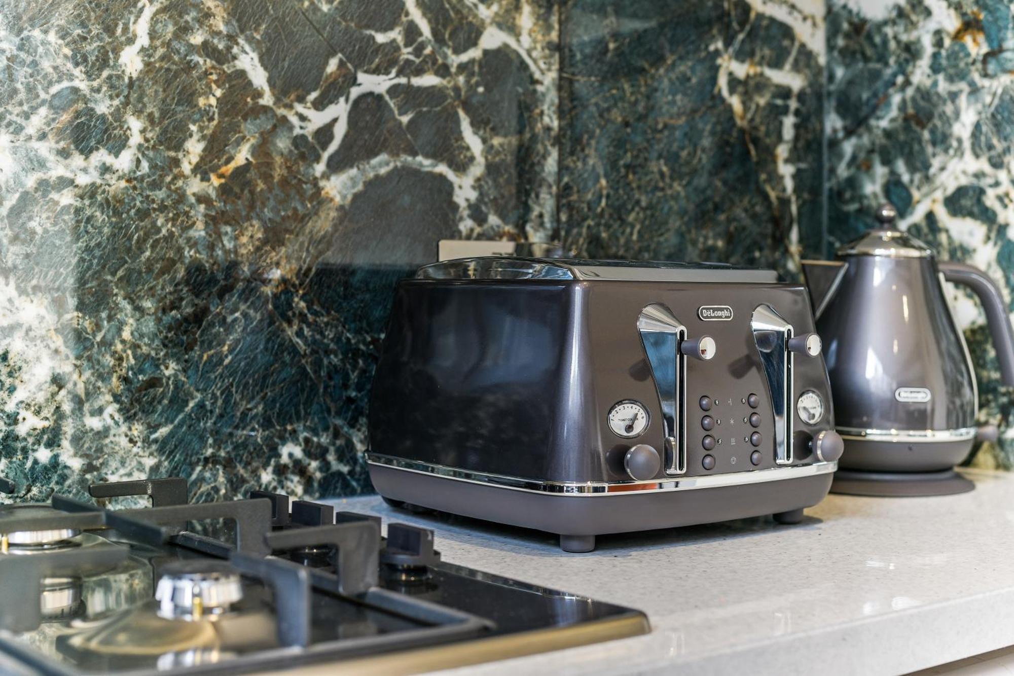 Avari Apartments - Hatton Collection ロンドン エクステリア 写真