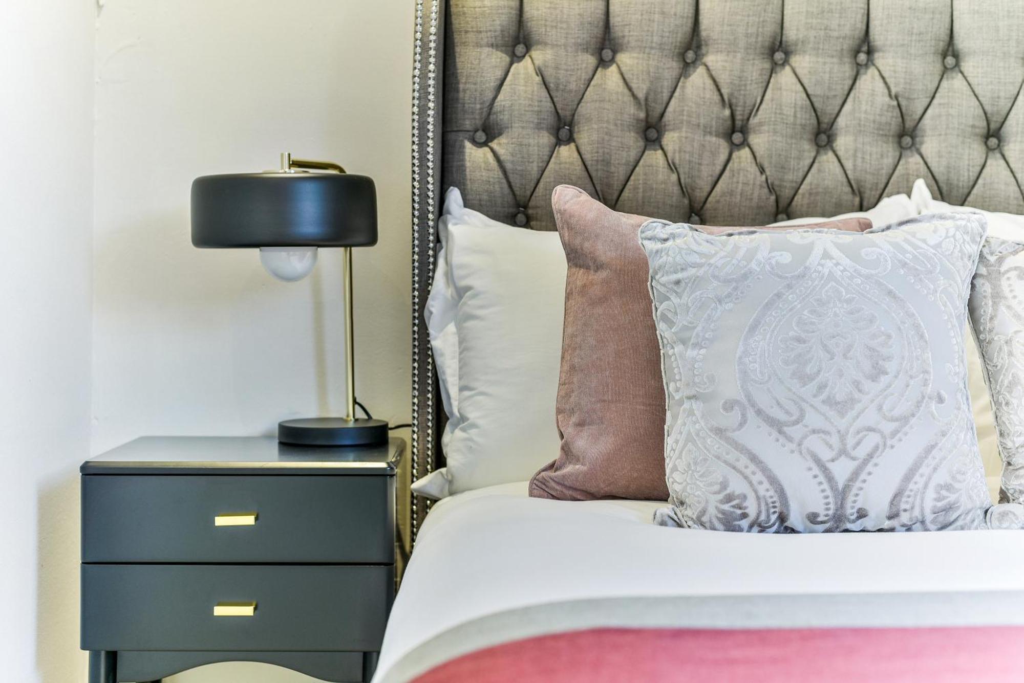 Avari Apartments - Hatton Collection ロンドン エクステリア 写真
